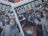 Hong Kong'da Ulusal Güvenlik Yasası'nın Sonuçları: Apple Daily Gazetesine Baskın Düzenlendi; 5 Yönetici Gözaltına Alındı