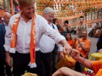 Hollanda Kralı Sosyal Mesafeye Uymadı, Hükümet Tepki Gösterdi: Kurallar Herkes İçin Geçerli