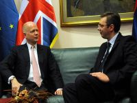 İngiltere Dışişleri Bakanı Hague, Sırbistan'da
