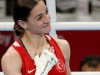 Buse Naz Çakıroğlu gümüş madalya kazandı