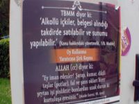 Türkiye'de seçim öncesi şaşkına çeviren afiş!
