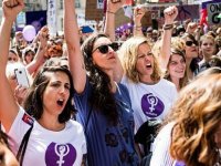 İngiltere ve Galler’de kadınlara yönelik rekor sayıda tecavüz vakası kayda geçti