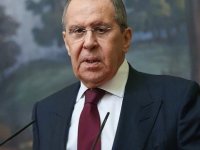 Lavrov: ABD Ve NATO'dan Güvenlikle İlgili Tekliflere Yanıt Bekliyoruz