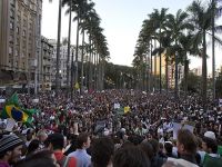 Brezilya hükümeti ulaşım zammını geri aldı