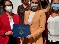ABDCesur Kadınlar Ödülü’ne Bu Yıl Kıbrıs’tan Fezile Osum Aday Gösterildi