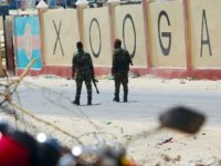 Somali’de askeri konvoya saldırı: 10 ölü
