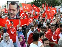 Başbakan Erdoğan'a Viyana'da destek mitingi