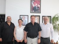 Bayındırlık ve ulaştırma bakanı Erhan Arıklı, MEMUR-SEN heyetini kabul etti