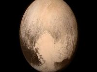 New Horizons uzay aracı Plüton'dan ilk görüntüyü geçti