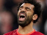 Mohamed Salah imzayı attı, tarihe geçti