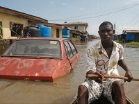 Nijerya’daki sellerde 9 kişi öldü