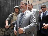Gözaltına alınan Mursi ev hapsinde tutulacak