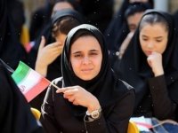 Güney Kıbrıs Meclisi’nde İran’daki kadınlara destek veren karar üretildi