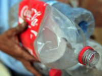 C﻿OP27 İklim Zirvesi: Çevre örgütleri Coca Cola sponsorluğunu 'yeşil aklama' diye nitelendiriyor