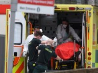 İngiltere'de ambulans çalışanları 10 yeni grev duyurusunda bulundu