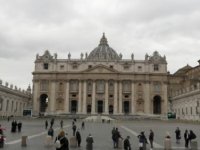Cinsel tacizden suçlu bulunan eski Vatikan ekonomi bakanı kardinal hayatını kaybetti
