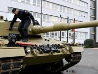 Almanya’dan Ukrayna’ya tank şartı: ‘ABD de göndermeli’