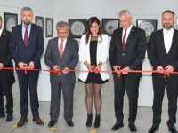 Circle of Life” sergisi Girne Üniversitesi Prof. Dr. İlkay Salihoğlu Cumhuriyet Salonu’nda açıldı