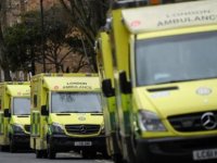 İngiltere'de Ambulans Personeli Grevde!