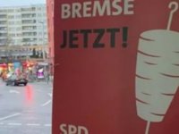 Berlin’de Türk oyları için dönerli ve Viagra’lı seçim kampanyası