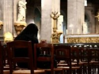 Kilisenin cinsel istismar mağdurlarına milyonlarca avro tazminat kararı