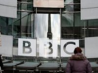 BBC sunucusunun, göçmen yasa tasarısını eleştirmesi ortalığı karıştırdı