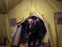 Kemal Kılıçdaroğlu deprem çadırında sabahladı