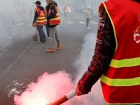 Fransa’da tartışmalı emeklilik planına karşı 9. kitlesel grev