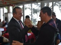 Ataoğlu, Gençlerle Birlikte Lapta Huzur Evi'ni Ziyaret Etti
