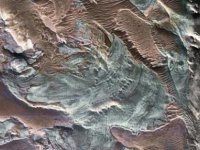 Mars'ta antik bir buzulun kalıntıları görüntülendi