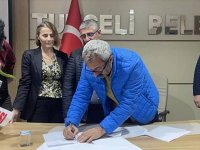 Tunceli'de komünist başkandan işçilere yüzde 85 zam; çalışma saatleri 7 saate düşüyor