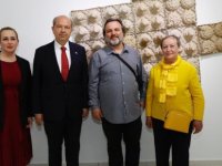 Cumhurbaşkanı Tatar ve eşi Sibel Tatar “Kâğıda Dokunuş” adlı serginin açılışına katıldı