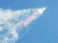 SpaceX'in en güçlü uzay roketi Starship kalkışından dakikalar sonra infilak etti