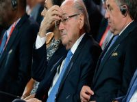 Blatter’in başkanlığı askıya alındı!