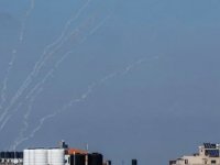 Gazze’den İsrail’e onlarca roket atıldı