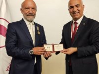 Günsel’e  “TÜRKSOY 30. Yıl Altın Madalyası” takdim edildi