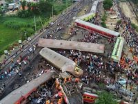 Hindistan’daki tren kazasında can kaybı artıyor