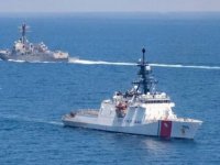 ABD ve Kanada donanmaları, Tayvan Boğazı boyunca ortak görev yürütüyor