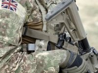 İngiliz askerler geçinmek için gıda bankalarından alışveriş yapıyor