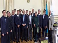 Serhat Akpınar ve Kıbrıs Bilim Heyeti Kazakistan’da önemli anlaşmalara imza attı