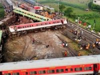 293 kişinin öldüğü tren kazasıyla ilgili 3 kişi gözaltına alındı