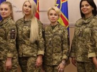 İşte Ukrayna’nın cephedeki kadın askerleri
