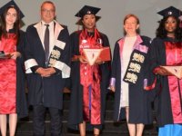 YDÜ Hemşirelik Fakültesi’nin en başarılı mezunları Nijerya, Zimbabve ve Türkiye’den!
