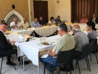Bazı Kıbrıslı Türk ve Rum siyasi partiler ara bölgedeki rutin toplantılar çerçevesinde Pazartesi yeniden bir araya gelecek