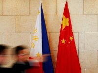 Filipinler ile Çin arasında 'yüzen bariyer' krizi