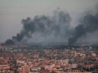BM: İsrail'in hava saldırıları sonucu 260.000'den fazla Gazzeli yerinden edildi