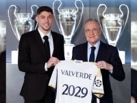 Real Madrid Federico Valverde'nin sözleşmesini uzattı