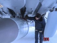 Rusya, nükleer kapasiteli hipersonik füzesini fırlatma deposuna yerleştirdi