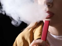 Avustralya tek kullanımlık elektronik sigara ithalatını yasaklıyor