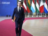 İsveç Başbakanı: Macaristan'la NATO pazarlığı yapmayacağız